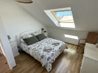 South-Facing Sea View Apartment in Carantec Hotels in Carantec