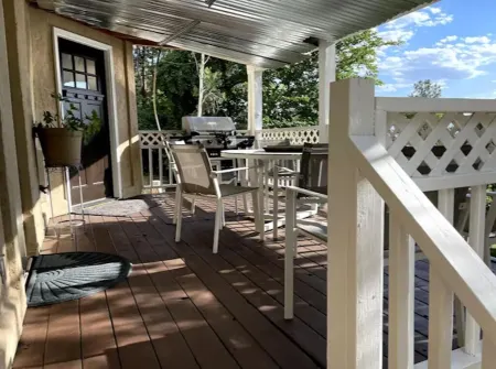 Lovely 1-Bdrm Apt w/ Hot Tub - 5 mins from Canyons