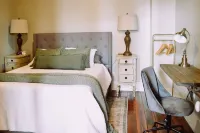 Modern, Historic Loft Overlooking Downtown Hotels in 