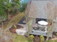 End-unit Lakefront 2BR, 2BA renovated