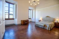 Luxury Palazzo Tempi Apartment - Historical Center, Florence Hotels in San Niccolò