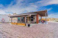 Luxurious STUDIO 19 - Quiet - Views  - Town in 5 mins - JTNP - in  8 minutes - 4 tähden