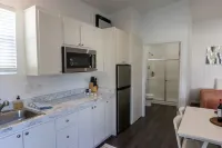 Modern Studio House 🌞 Fully private & 5 min to beach Hotel a Culver City