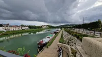 Le Rossignol - Résid. les Quatre Oiseaux - Plein Centre Ville de Chateau Thierry