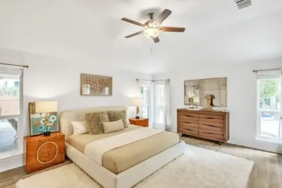 Zen Garden Retreat Home - Wellness Menu Available Hotels near Cedar Park Sculpture Garden