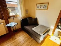 Gemütliche, Modern Ausgestattete Ferienwohnung mit Sonnenterasse und Bergblick