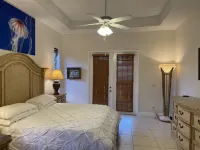 Elegant Palm Beach Home - 5Br/3BA - Fenced - Private Pool & Hot Tub
