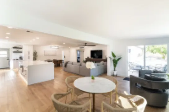 Charming 3-Bedroom House in Fountain of the Sun Mesa, Arizona