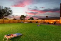 Remodeled Historic Home w/ Cowboy Pool - Centrally Located & Pet Friendly! Hotels near Rainbow Shops