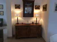 Private apartment with swimming pool and parking space
