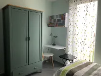 Chambre et Pièce de vie Indépendantes en rez de Jardin . Proche Nancy-thermal Hôtels à proximité de : Parc Mme de Graffigny