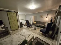 Cozy private entrance studio in heart of Point Loma Beach community