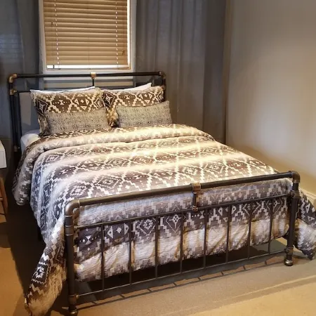 Trinity:  Ski Access  Great Guest House-Recently Upgraded!
