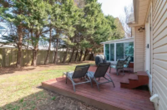 Pet Friendly - Sea Side Serenity - 4Br - Single Family Bliss のホテル