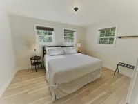 Outlaw Inn!  Minutes from Main Street, 3 bedroom, 3 bathrooms, full living space