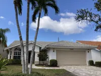 Exclusive Fort Meyers home in gated golf community close to beaches!