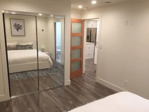 “The White House” You will have the best experience