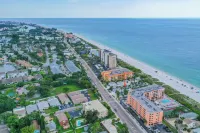50 Steps to Beach, Family Friendly, Heated Pool Hotels in Indian Rocks Beach