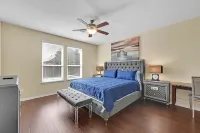 Lavender Wonder - 6 Bdrm, 3.5 bath with pool & spa Hotels near Spring Creek