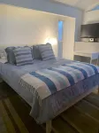 Kick off the New Year with a Birthday Beach stay! Hot tub included! Hotel in zona GG Italian Restaurant