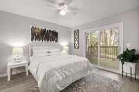 Spacious 2 bedroom condo