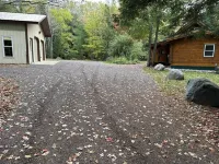 Private Upper Peninsula River Cabin / Sleeps 6 / Fishing / Hiking & Relaxing Hotels in L'Anse Township