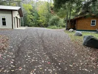 Private Hideaway Cabin, Nestled in the Woods with Private Silver River Access.