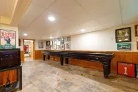 Camp Quality Time on Wilson Lake 3-bedroom, hot tub Hotel a Wilton