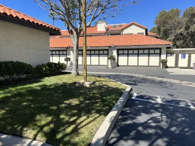 Paradise at Mandalay Beach Resort living American Tall Ship Institute 주변 호텔