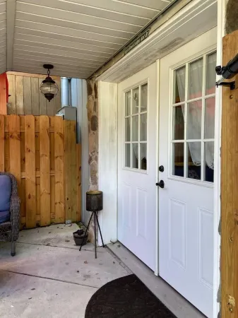 Art Studio: Historical Carriage House in the Poconos