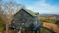 Hill Top:  AMAZING views on a private 100 acres within city limits: EXCLUSIVE! 트로터 블러프 TVA 스몰 와일드 에어리어 주변 호텔