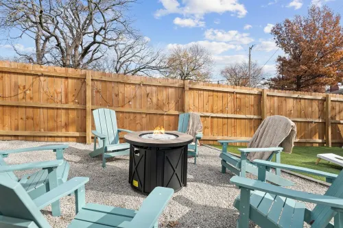 Kansas Escape with Movie Room, Hot Tub, Mini Golf, Pickleball, Game Room & more!