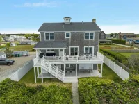 Private Beach! Spectacular Ocean Views!