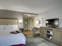 Hampton Inn & Suites Springfield Downtown Hotels in Springfield