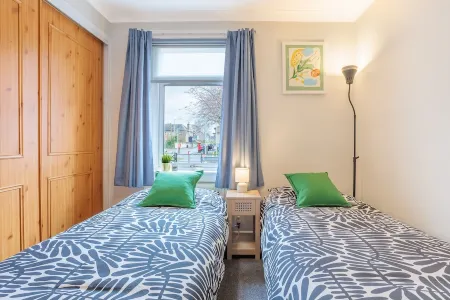 Stylish Two Bedroom Apartment in Perth, Heart of Scotland!