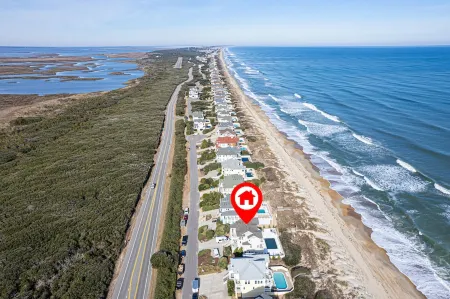 Oceanfront, Game Room, Decks, Heated Pool, Hot Tub, Ocean Views, Fully Loaded