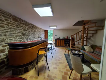 Le Domaine de la Boderie - sleeps 30