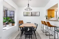 Stylish Townhome on Golf Course Red Rock View