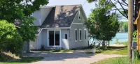 Angie's Beach House-on Torch Lake, MI. Can Walk to the Sandbar, Northern View.