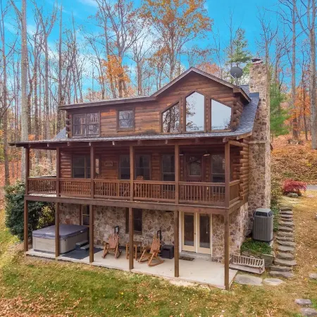3 Bedroom Cabin near SNP with views!