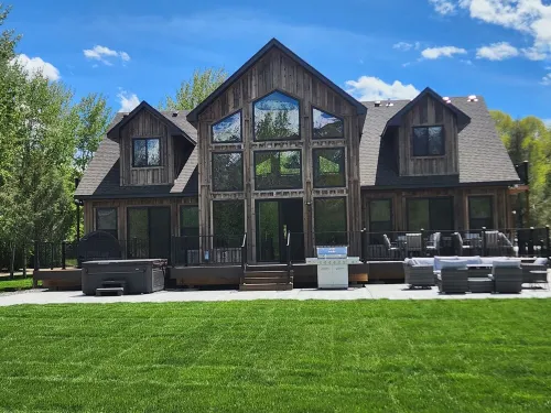 New Swan Valley Cabin on Palisades Creek, Fishing, Hiking, Relaxation!!