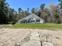 Large Unique & Artistic Lake Michigan Beach House / Awesome Game Room Hotels in Holland