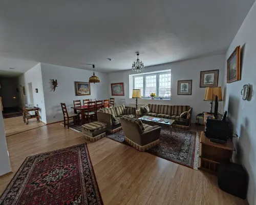 O3 - Gut Ausgestattete 180qm Wohnung 格拉芬沃爾酒店