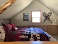 Newly remodeled log cabin next to beautiful Wisconsin River- Rivers Edge Cabin Hotels near Whispering Winds Winery