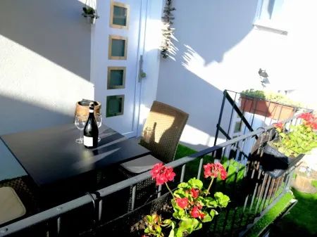 Lucia's Wood House and Wood's Room Отели рядом с достопримечательностью «Compagnia Del Lago Azienda Floricola Di Paolo Zacchera»