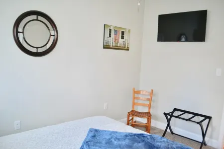 Cottage on Main - 357