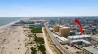 Great Beach Condo Right Near the Boardwalk Awesome Rooftop Views of the Ocean