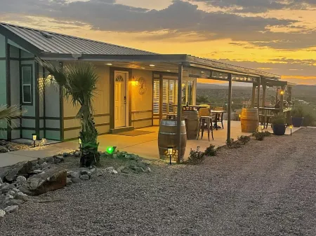 Elephant Lake Sunset Oasis