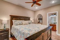 NEW Luxury Lodge for 12,next to SDC, Lake View,Indoor/Outdoor pools & Amenities