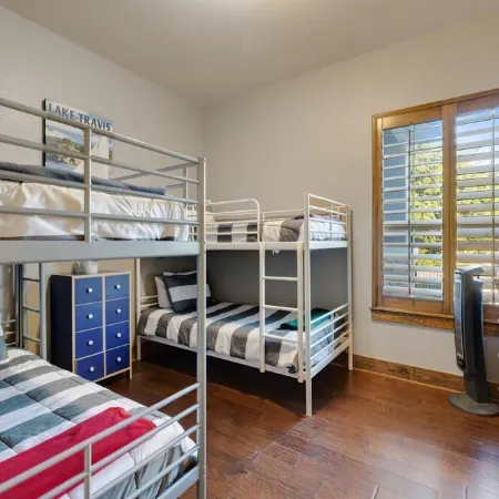 Spacious Lake Travis retreat with stunning views and huge gameroom!